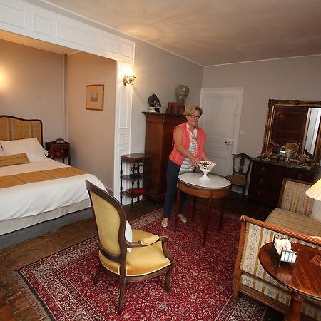 Le Logis De Ruelle Bed & Breakfast Bagian luar foto